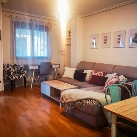 Con Jardin Privado A 10 Min Del Centro De Salamanca Appartement *