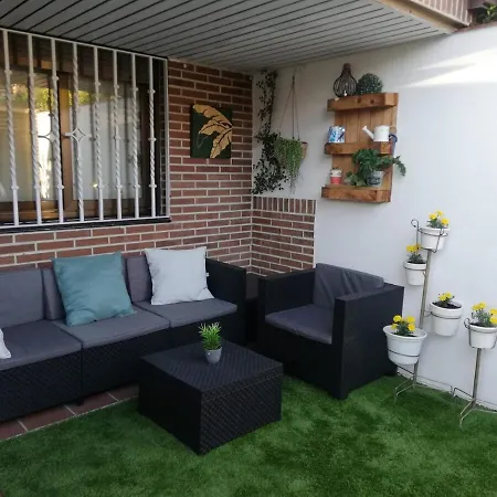 Con Jardin Privado A 10 Min Del Centro De Salamanca Appartement *