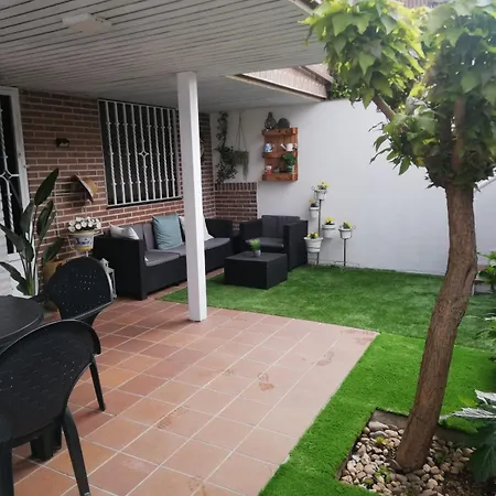 Apartman Con Jardin Privado A 10 Min Del Centro De Salamanca *